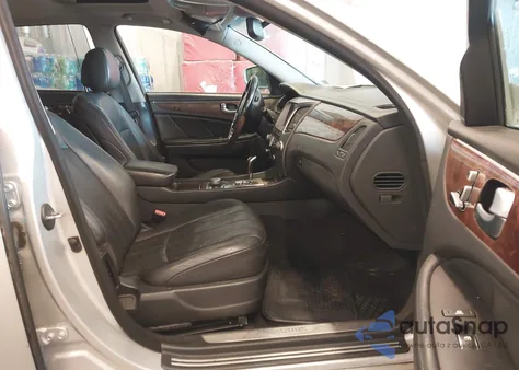 2011 Hyundai Equus Ultimate z USA, uszkodzony, nr VIN KMHGH4JF1BU036093